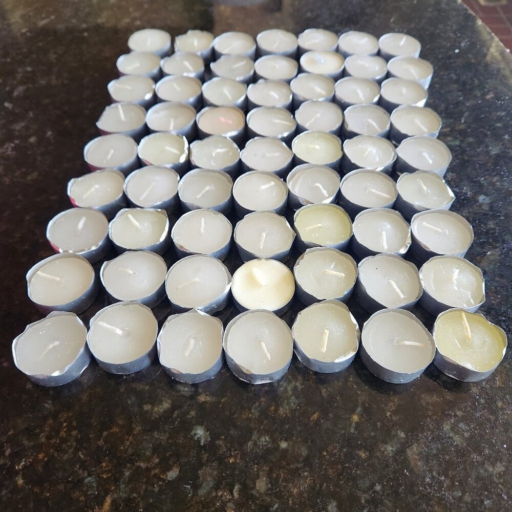 63 White Unscented Tealight Candles - Bulk Lot - Picture 3 of 7